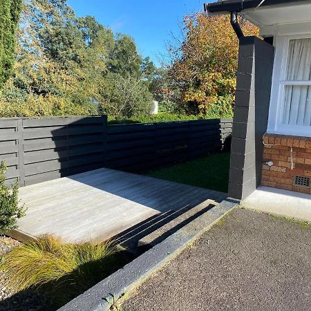Lovely Newly Renovated Home Hamilton Luaran gambar